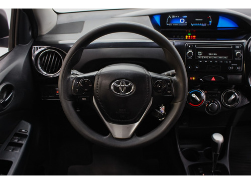 Toyota Etios 1.5 X PLUS SEDAN 16V FLEX 4P AUTOMÁTICO