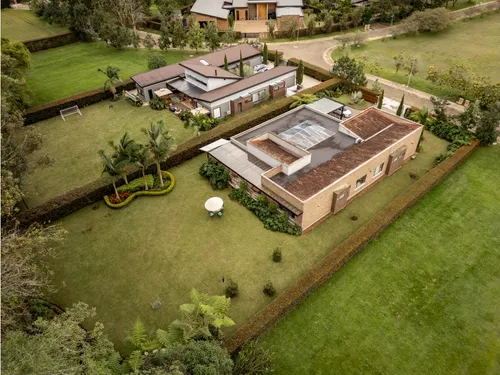 Casa En Venta En Llanogrande