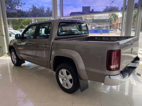 Imagen 4 de 15 de Volkswagen Amarok 2.0tdi Highline 4x2 At 180cv Financiacion%
