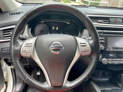 Imagen 12 de 15 de Nissan X-trail 2017 2.5 Advance 3 Row Cvt