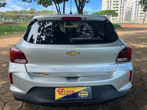 Chevrolet Onix 1.0 LT (Flex)
