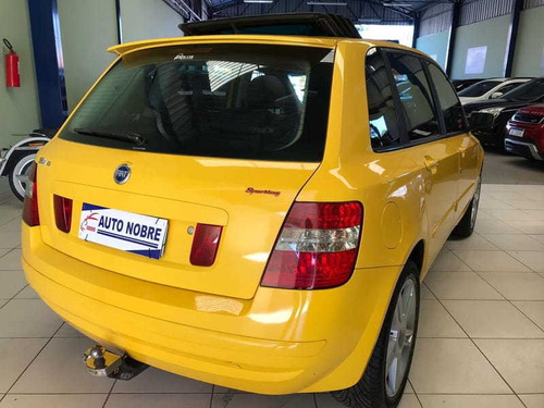 Fiat Stilo Sporting 1.8 8v(flex) 4p
