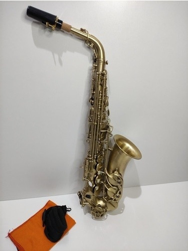 Saxofone Mib Alto Michael Escovado Dourado Estado De Novo