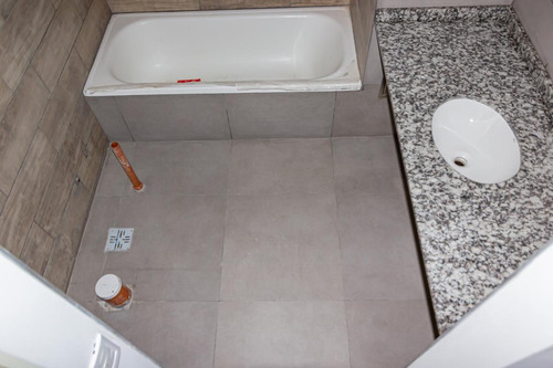 Av San Martin Al 1300 Venta Departamento 2 Dormitorios En Granadero Baigorria