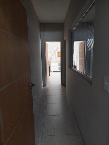 Imagen 6 de 27 de Local Comercial / Oficina Comercial- Castelar/ituzaingó