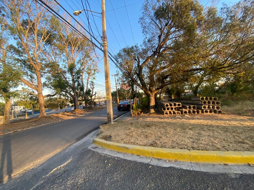 Vendo Terreno 3,029 Mt2 En La Autopista Duarte En El Km 22, República Dominicana