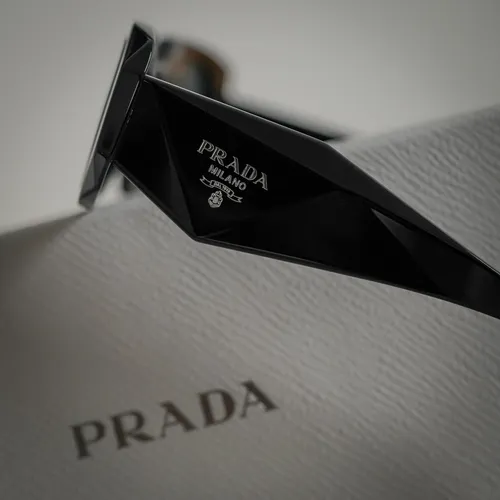 Perspecta 37 Famous(パースペクタ) Óculos De Sol Prada Feminino Preto 0pr17ws Original Famoso