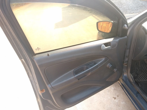 Volkswagen Gol 2009 1.0 Vht Total Flex 5p