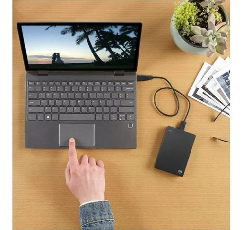 Hd Externo Portátil 2tb Seagate Usb 3.0 2,5 Stgx2000400 Preto