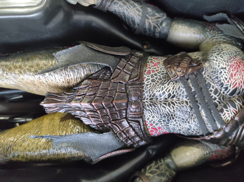 Hot Toys Berserker Predador Predators Predador Clássico Clas (Usado)