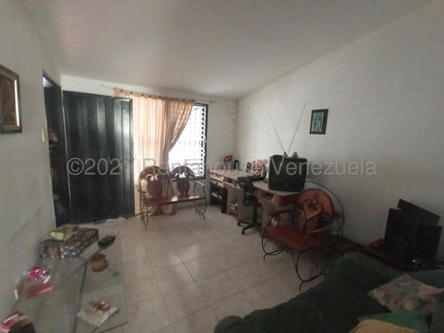 Imagen 25 de 30 de Casas En Venta Cabudare El Amanecer, Arnaldo J. López Tlf. 04245257450 Codigo 22-8414 Lara, Venezuela
