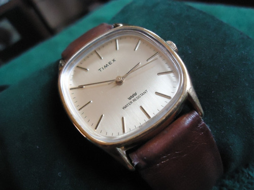 Timex Reloj Vintage Dorado