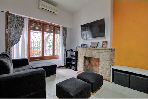Venta Casa En Ph Con Cochera Patio Y Terraza