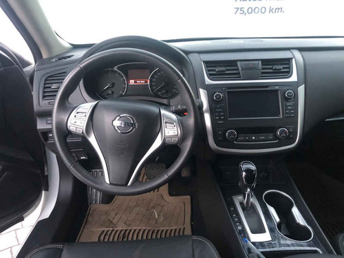 Nissan Altima 2017 4p Advance Navi L4/2.5 Aut