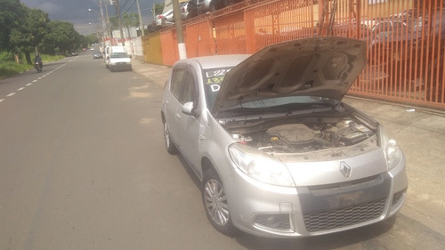 Imagem 1 de 11 de Sucata Peças Sandero Renault Sandero 1.6 1.6 8v