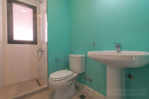 Casa En Venta En Puertos / Escobar