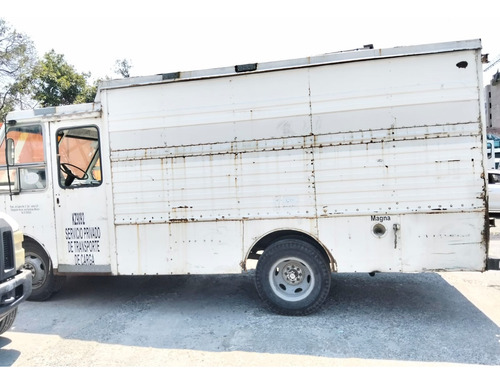 Chevrolet Vannete 3.5 Tons A Gas Menos De Un Año Ajuste