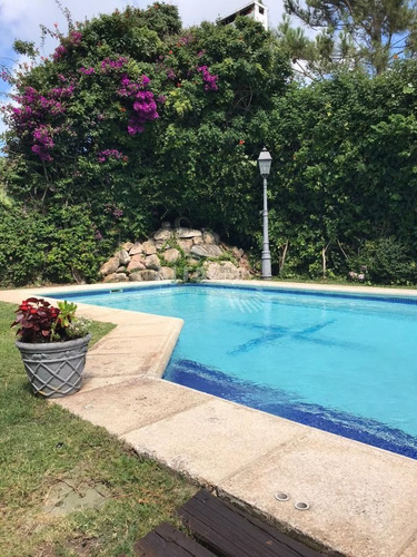 Imagen 22 de 26 de Casa En Venta En Punta Del Este, Mansa, 5 Dormitorios Y Dependencia - Punta Del Este Mansa