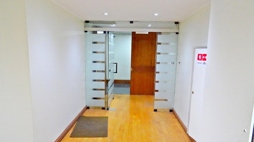 Vende Espectacular Oficina. Insuperable Ubicación Las Condes