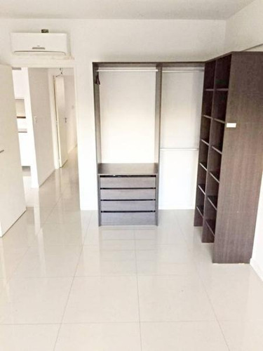 Imagen 14 de 22 de Venta - 3 Ambientes C/ Balcon Y Coch. En Complejo Erre - Belgrano