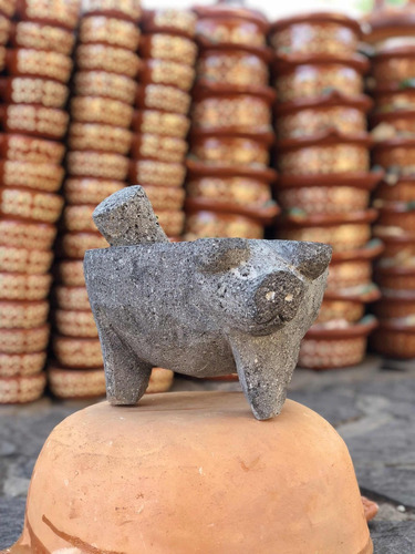 Molcajete Piedra Volcánica Cerdito