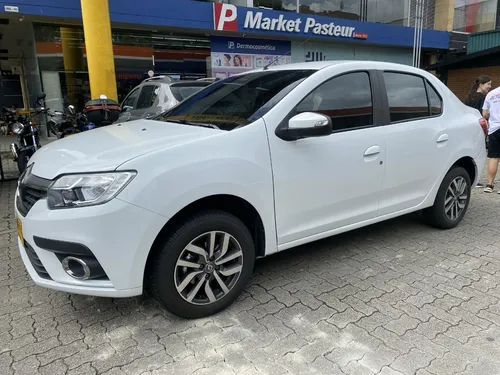 Renault Logan 1.6 Zen Mecánico