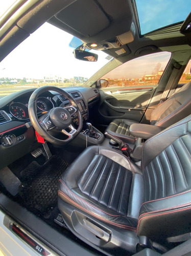 Imagen 14 de 15 de Volkswagen Vento 2.0 Tsi Gli 211cv App Connect + Nav