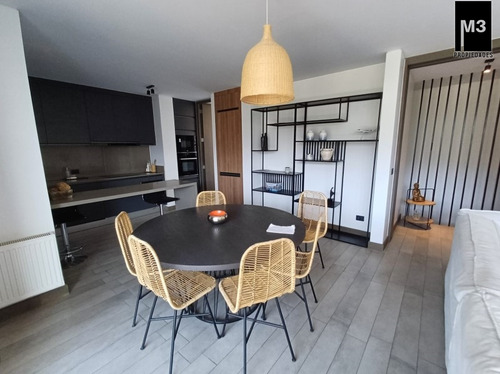 Venta Dpto. Triplex 3d/3b + Serv., Estadio Croata