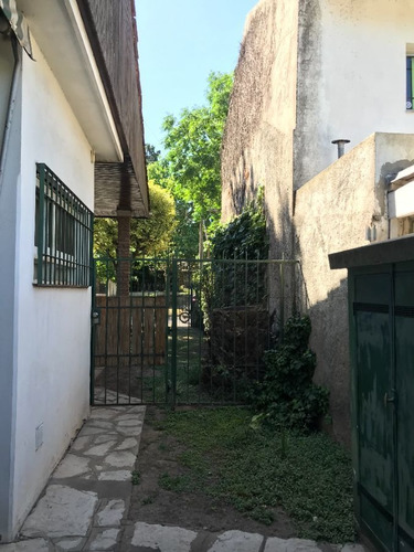 Imagen 2 de 24 de Casa A La Venta De 3 Ambientes En Bella Vista