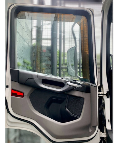 Scania P320 B 8x2 Bitruck 2019 Baú Sider 11 Metros Impecável