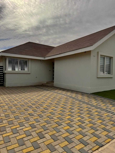 Oportunidad Casa Nueva Serena Golf (95768)