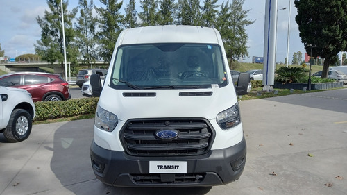Imagen 16 de 16 de Ford Transit Furgon Medio Techo Medio