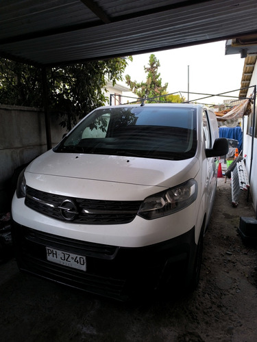 Opel Vivaro 2.0Td 150Hp