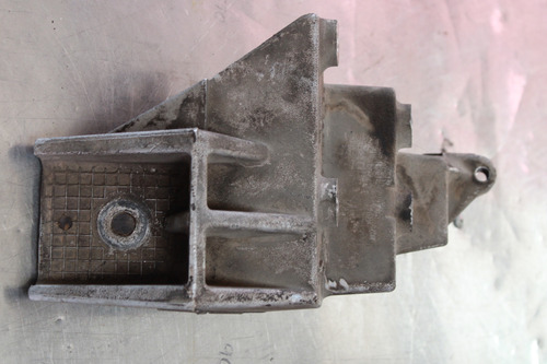 Base Soporte Motor Trasero Der Der Windstar 1f2p-7e235 K#538 (Usado)