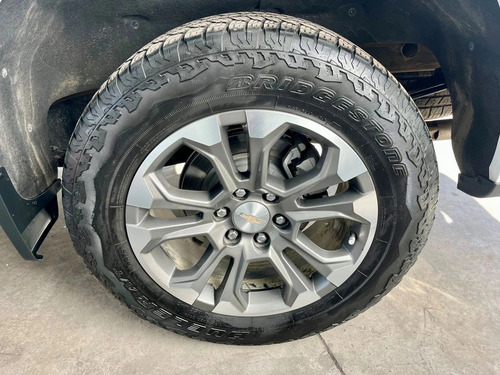 Chevrolet Silverado HIGH COUNTRY