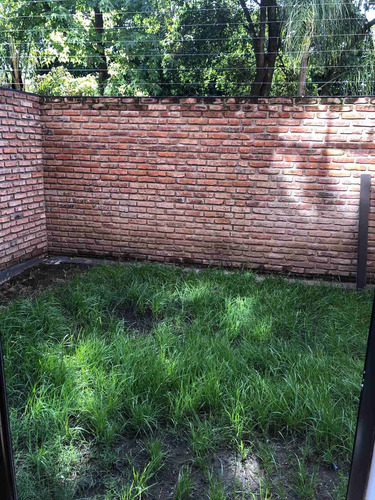 Imagen 7 de 14 de Venta De Duplex En Complejo Copa