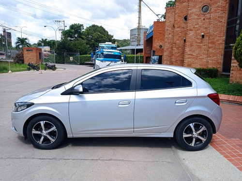 Imagen 8 de 10 de Chevrolet Onix Nb 1.4l Ltz Mt 2020