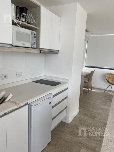 Imagen 9 de 22 de Alquiler Temporario - Bravissima 6 - Penthouse En Playa Brava, Primera Linea