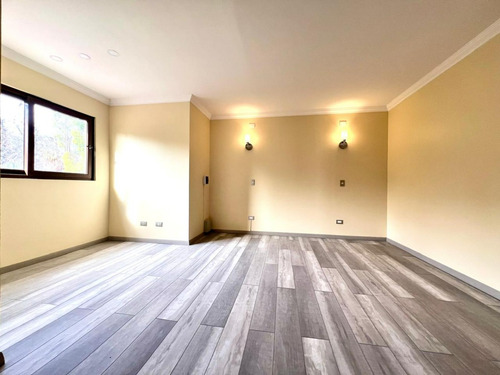 Arriendo Casa En Exclusivo Condominio, Los Trapenses