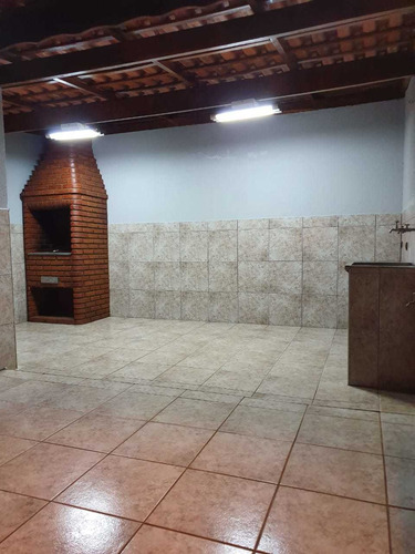 Imagem 8 de 14 de Vendo Sobrado Três Dormitórios Próximo Metro Capão