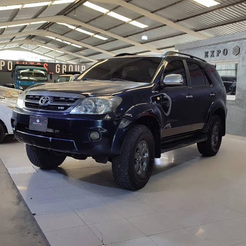 Toyota  Fortuner 4x2 Automática 