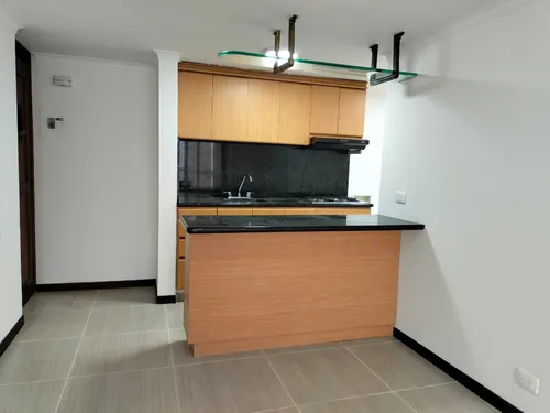 Arriendo De Apartaestudio En Altos Del Poblado, Poblado