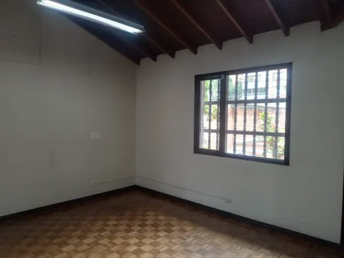 Casa Comercial En Arriendo En Patio Bonito, Poblado