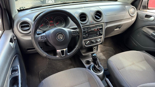 Volkswagen Voyage 1.0 Tretec Total Flex 4P