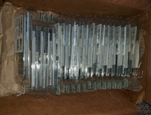 Imagem 2 de 2 de 4x Memórias Ddr4 2133 16gb Rdimm 752369-281 = 64gb