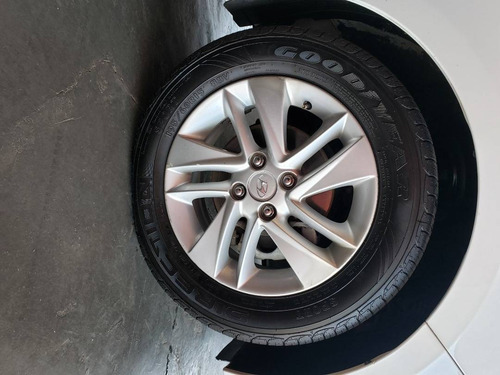 Imagem 12 de 12 de Hyundai Hb20s 1.6 Premium 16v Flex 4p Automático
