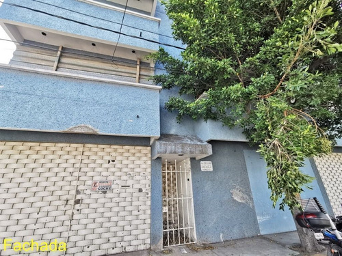 Edificio De 1,036m2 / Uso De Suelo Mixto