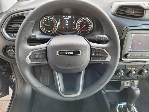 Imagen 2 de 20 de Jeep Renegade Sport Mt 0km No Cross Kicks Bronco