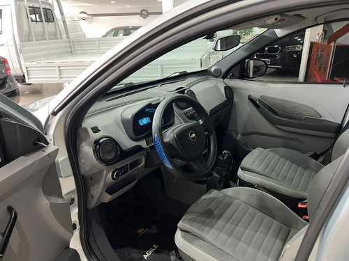 Imagen 11 de 16 de Chevrolet Agile