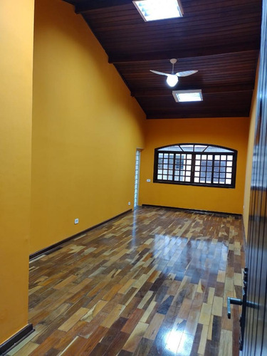 Imagem 7 de 8 de Belo Sobrado À Venda, Jd. Esplanada Ii - Sjc - 3635